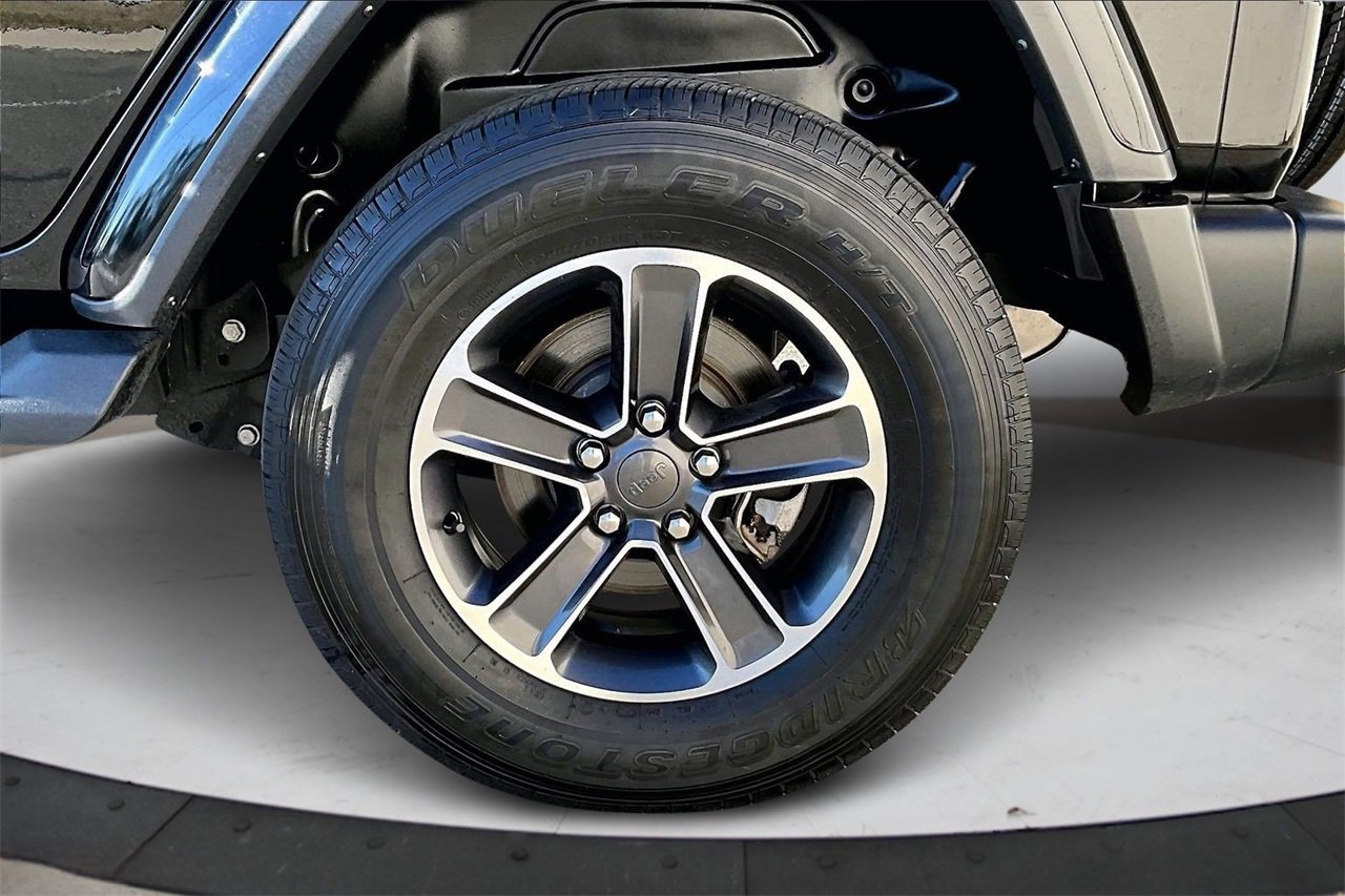 Certified 2023 Jeep Wrangler Sahara w/ Safety Group image 34