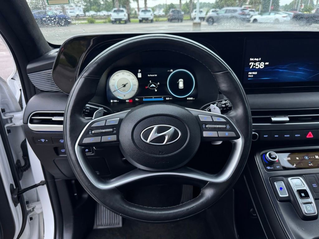 Used 2024 Hyundai Palisade Calligraphy image 15