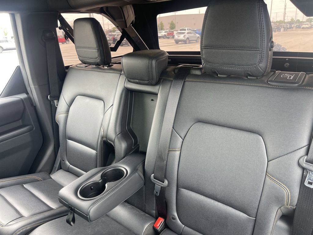 Used 2024 Ford Bronco Badlands AWD/4WD image 36