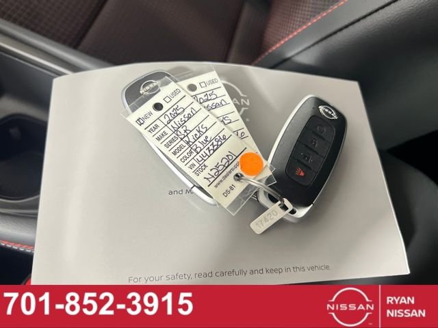 New 2025 Nissan Kicks SR w/ SR Premium Package image 15