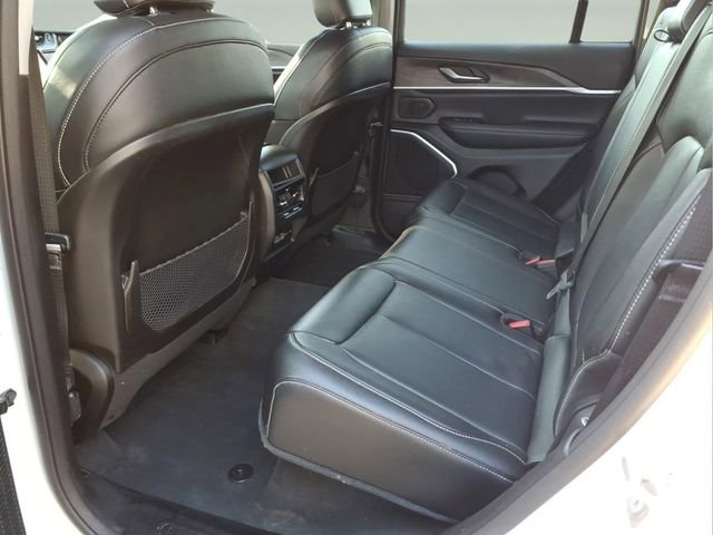 Used 2022 Jeep Grand Cherokee Limited 4xe image 14