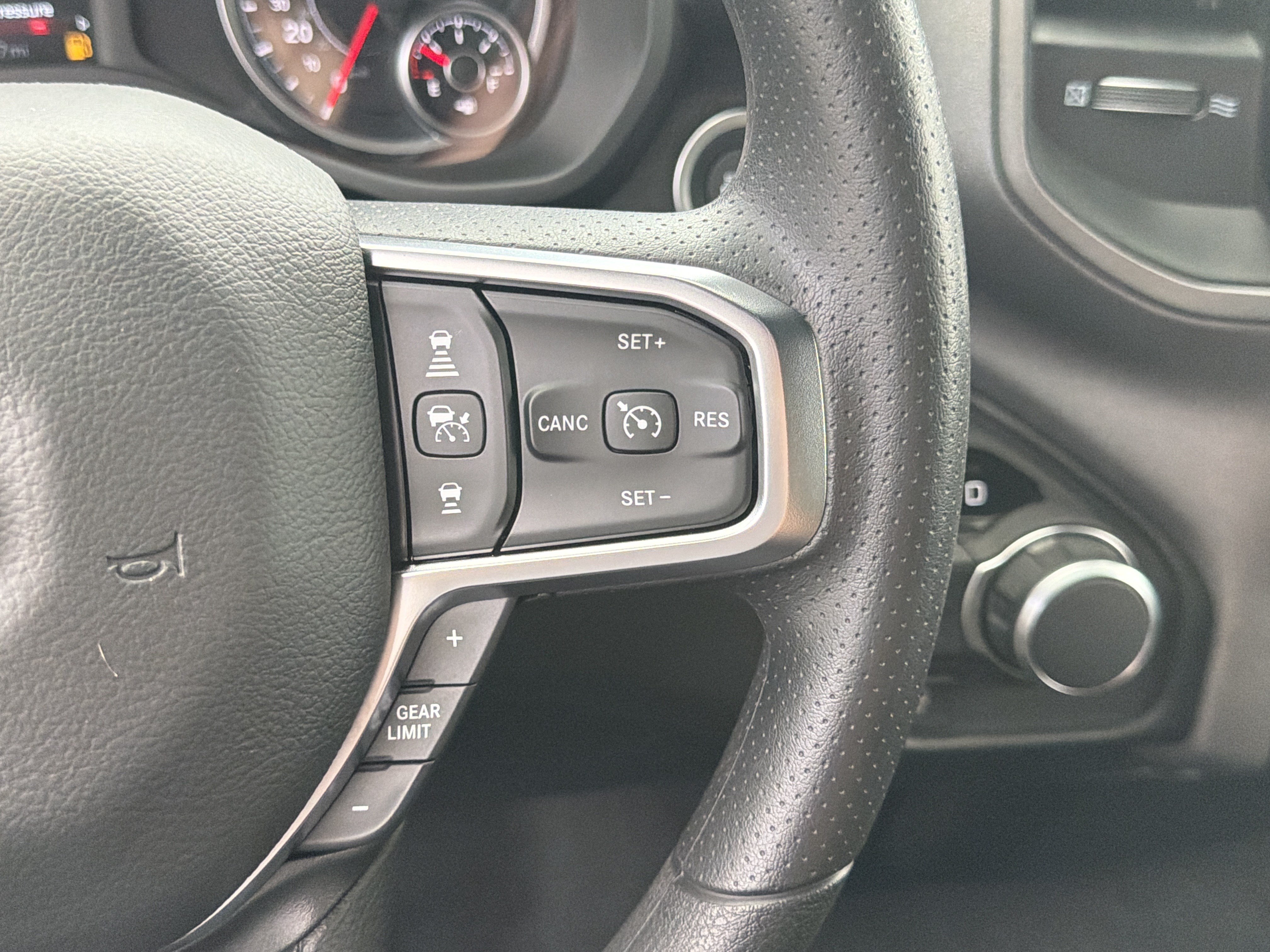 New 2026 RAM 1500 Express RWD image 32