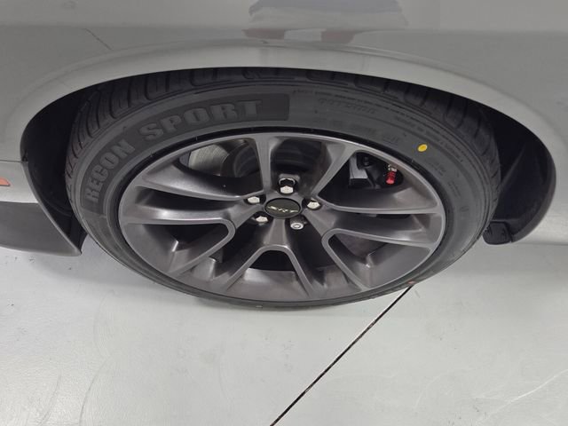 Used 2023 Dodge Challenger R/T Scat Pack w/ Scat Pack Stripe RWD image 13