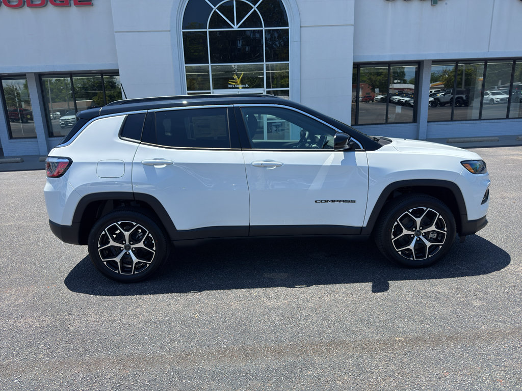 New 2026 Jeep Compass Limited AWD/4WD image 2