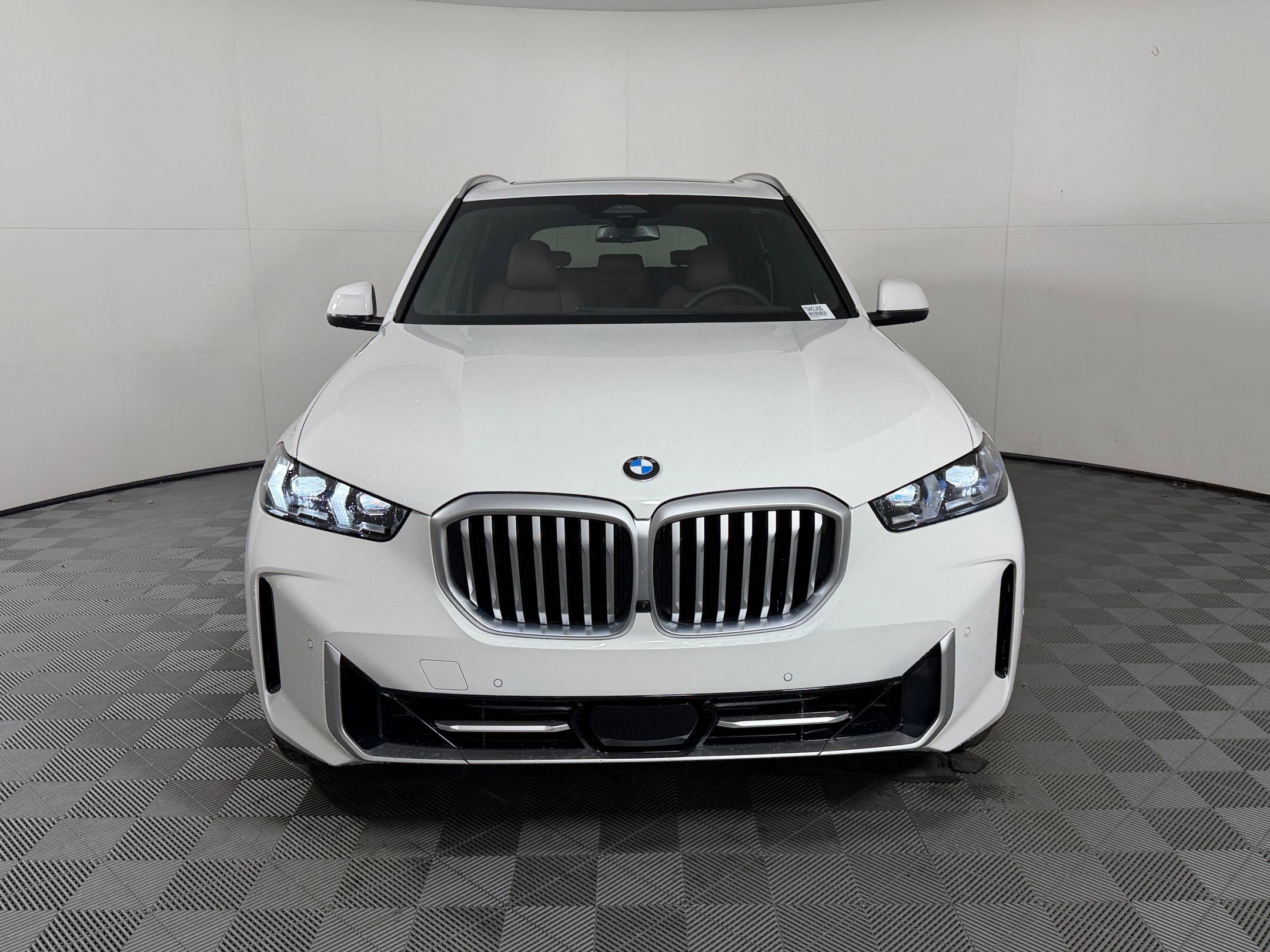 New 2026 BMW X5 sDrive40i w/ Premium Package RWD image 6