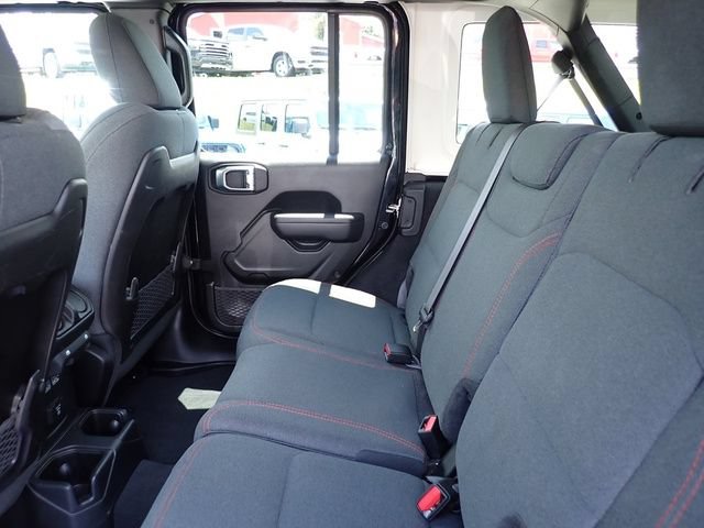 Used 2024 Jeep Wrangler Unlimited Rubicon AWD/4WD image 15