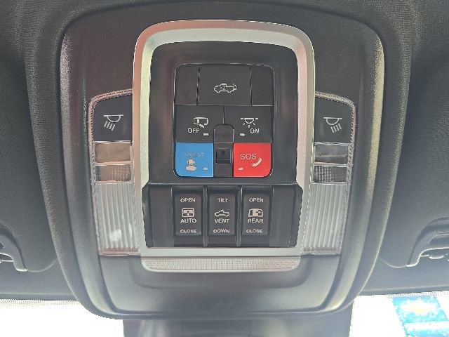New 2026 RAM 3500 Limited AWD/4WD image 32