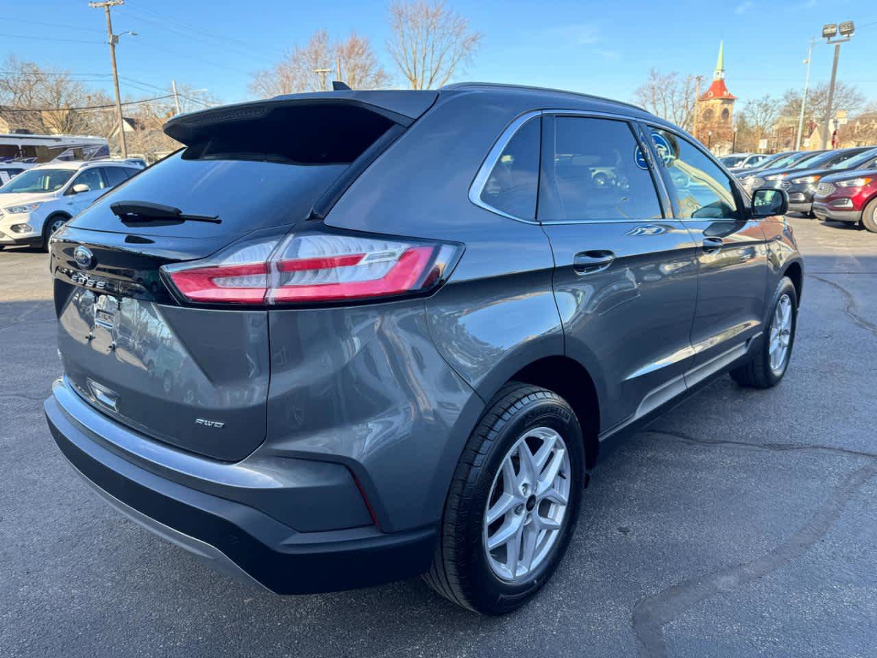 Used 2024 Ford Edge SEL w/ Convenience Package AWD/4WD image 16