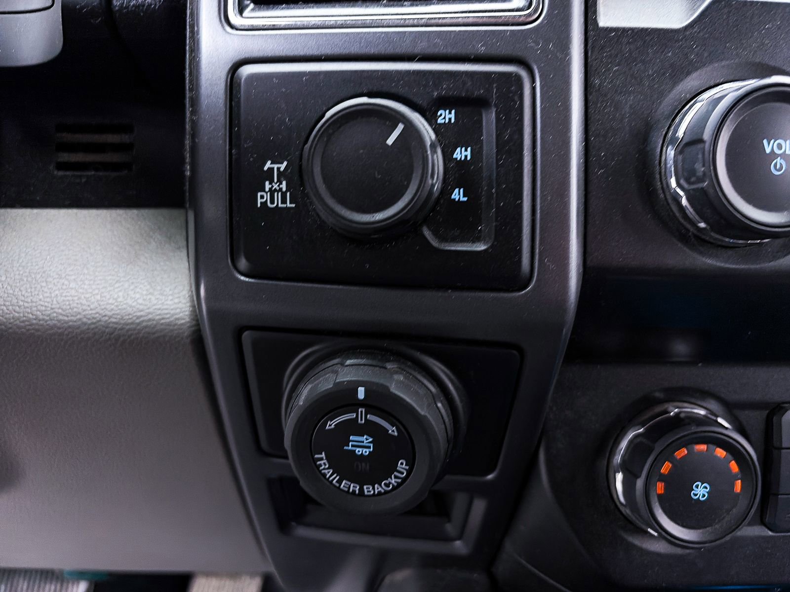 Used 2020 Ford F150 XLT w/ Equipment Group 301A Mid image 28