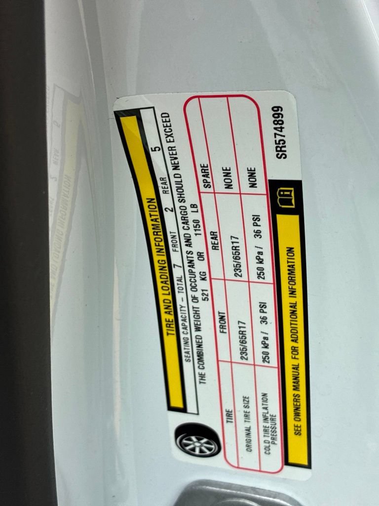 Used 2025 Chrysler Pacifica Select FWD image 35