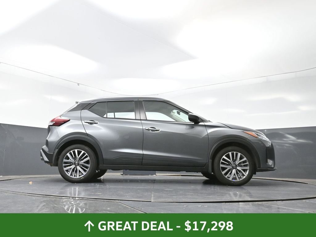 Used 2024 Nissan Kicks SV image 51