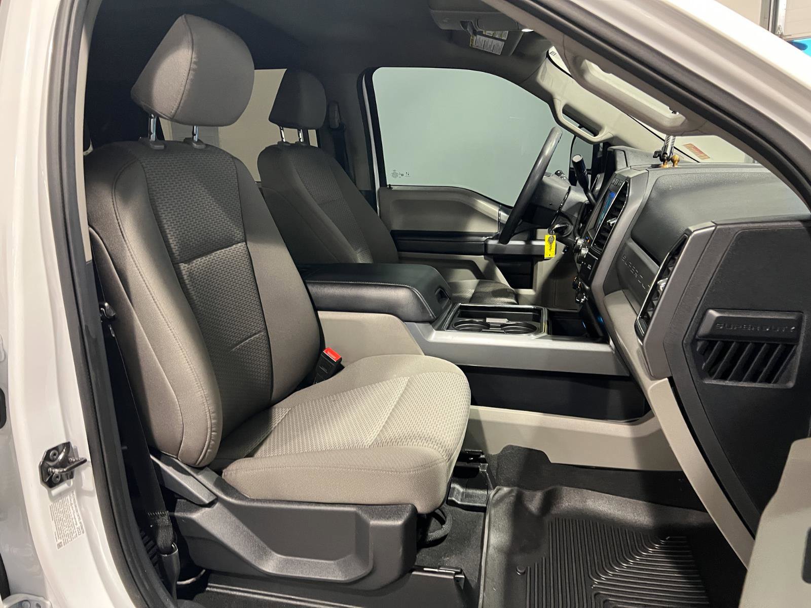 Used 2022 Ford F450 XLT w/ XLT Premium Package image 35