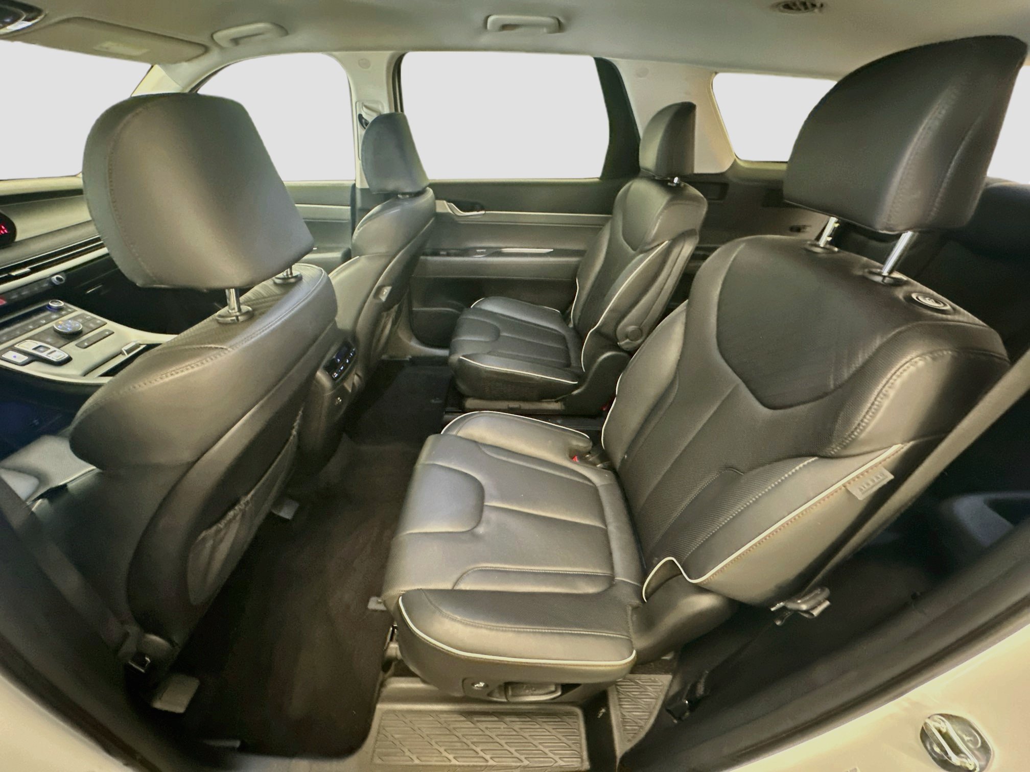 Used 2025 Hyundai Palisade SEL AWD/4WD image 28