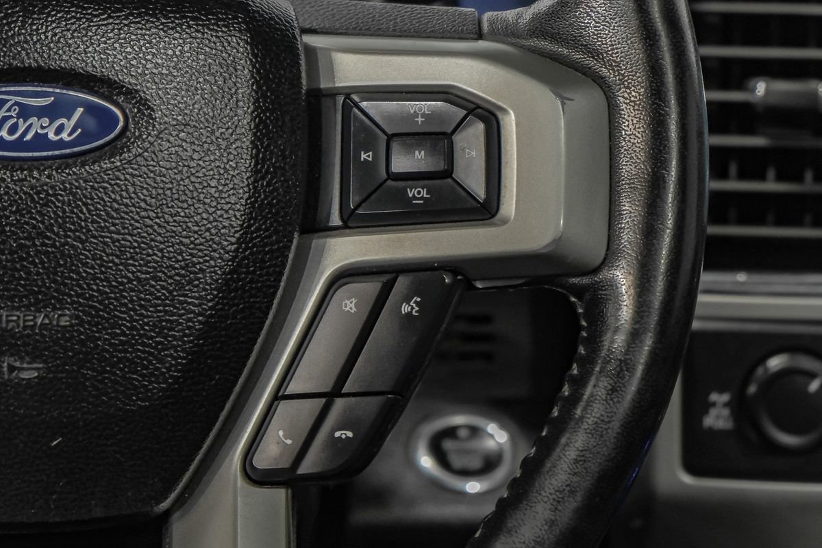Used 2018 Ford F350 Lariat w/ Lariat Ultimate Package AWD/4WD image 17