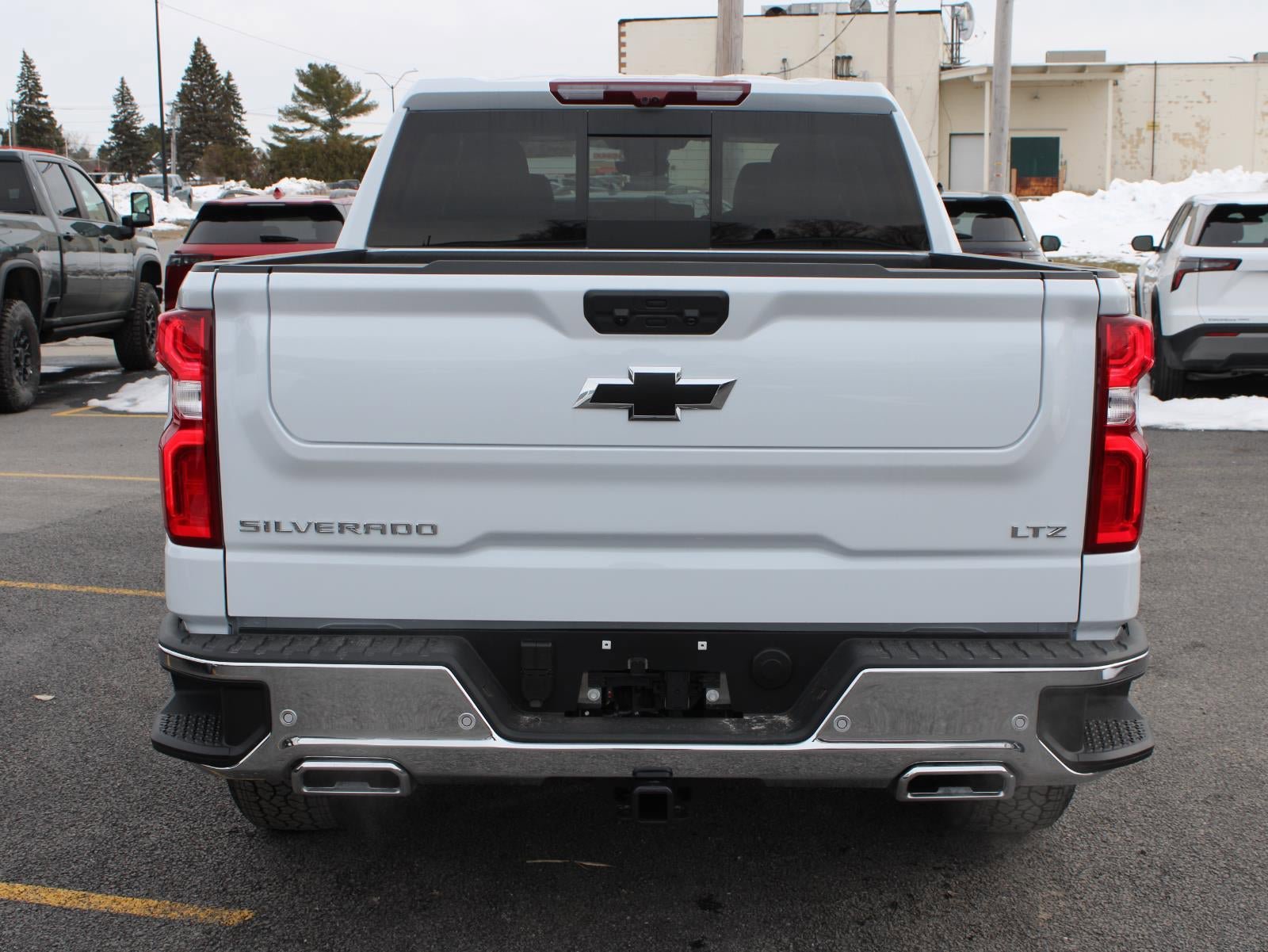New 2026 Chevrolet Silverado 1500 LTZ w/ LTZ Premium Package AWD/4WD image 6