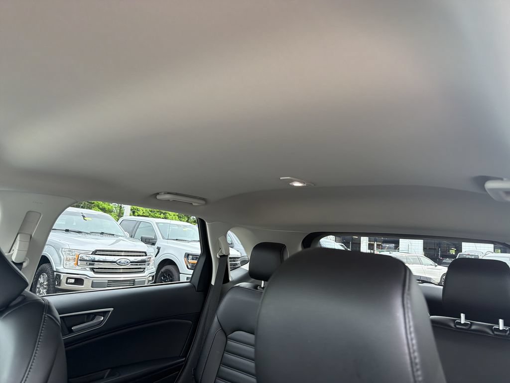 Used 2024 Ford Edge SEL w/ Convenience Package AWD/4WD image 28