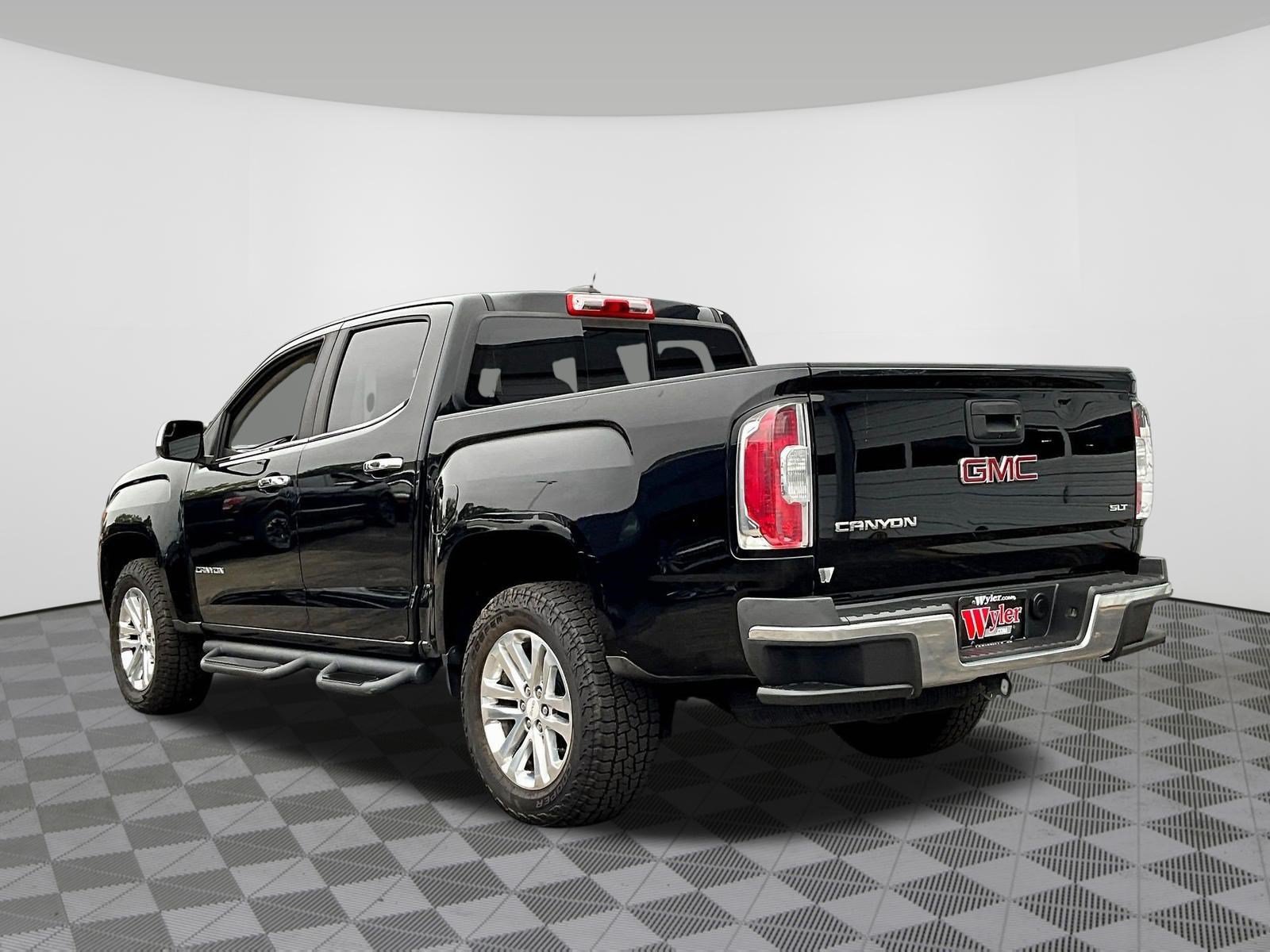 Used 2016 GMC Canyon SLT w/ LPO, Gearon Bar Package RWD image 4