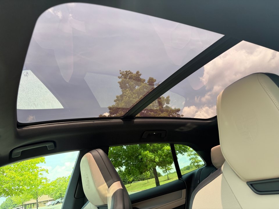 New 2026 Porsche Cayenne Electric AWD/4WD image 19