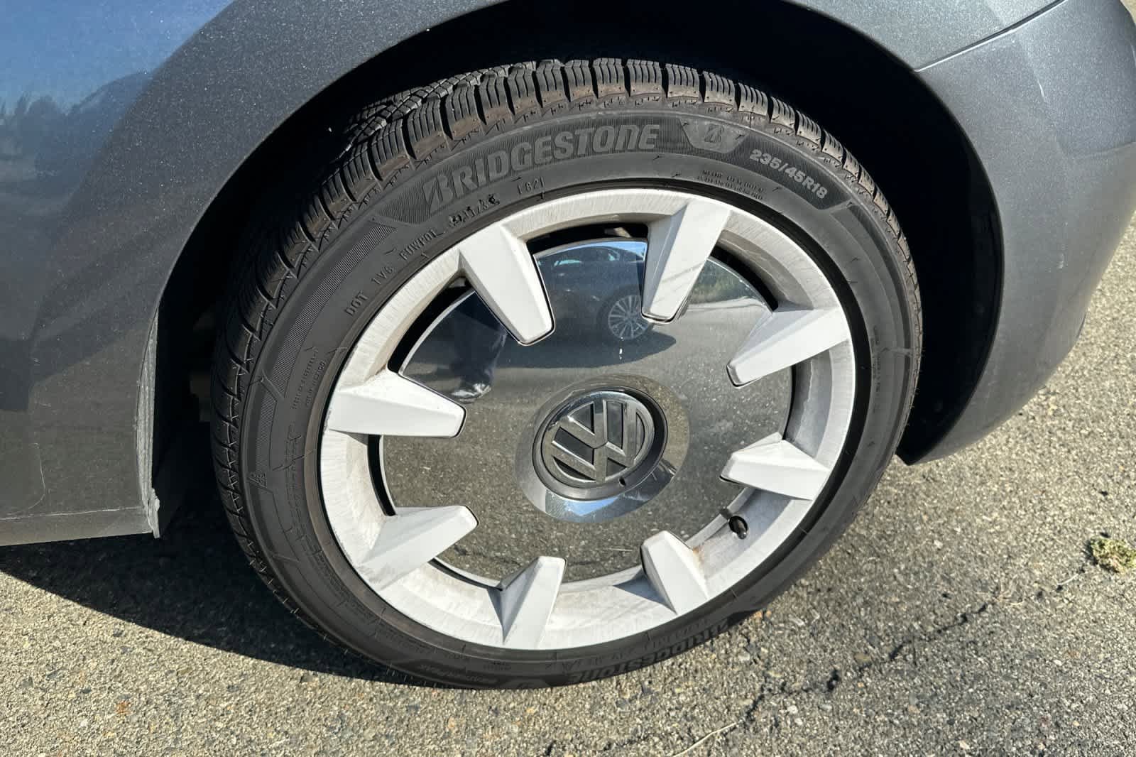 Used 2019 Volkswagen Beetle 2.0T Final Edition SEL FWD image 18