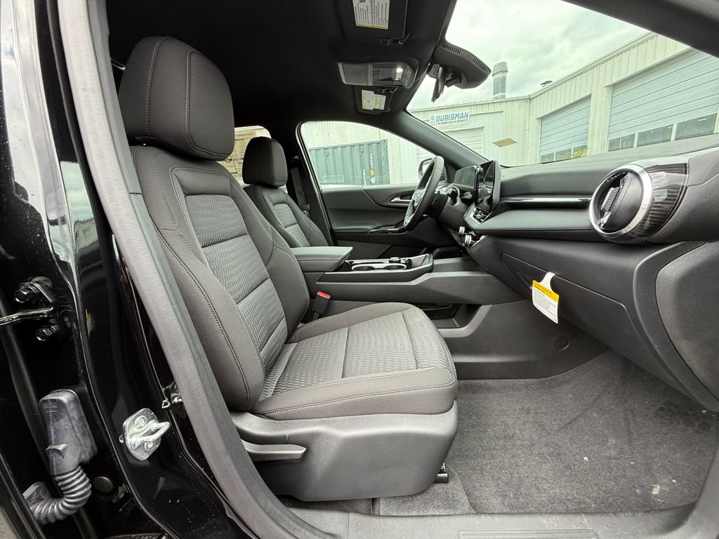 New 2027 Chevrolet Equinox LT FWD image 25