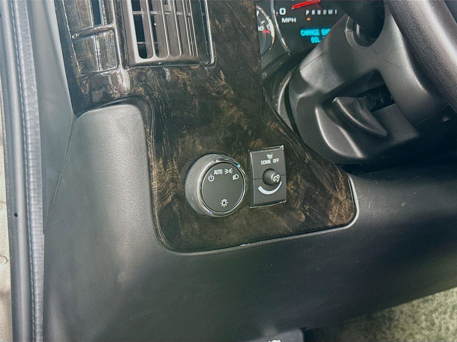 Used 2021 Chevrolet Express 2500 RWD image 6