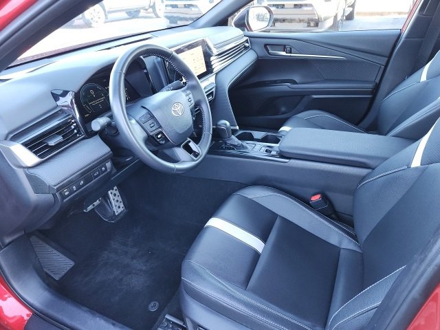 Certified 2025 Toyota Camry SE image 6