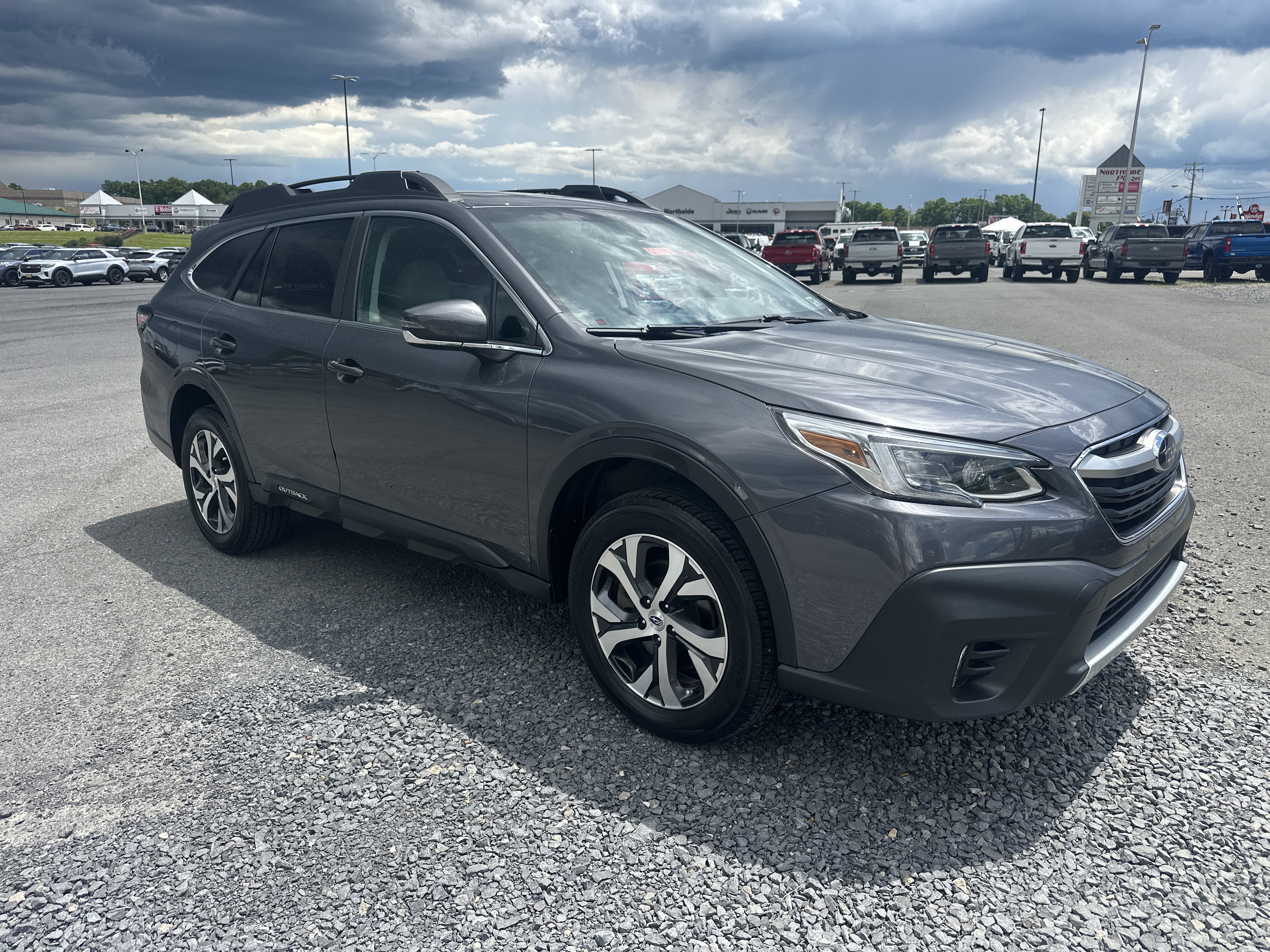 Used 2022 Subaru Outback Limited AWD/4WD image 11