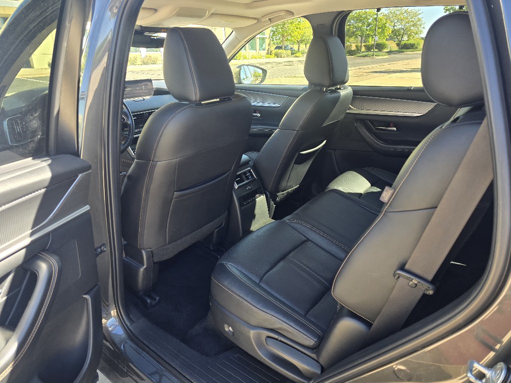 Used 2024 MAZDA CX-90 3.3 Turbo w/ Preferred Plus AWD/4WD image 15
