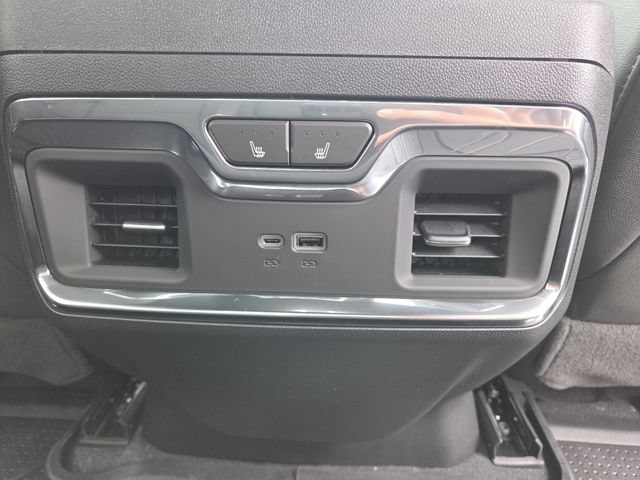 New 2026 Chevrolet Silverado 1500 High Country AWD/4WD image 18
