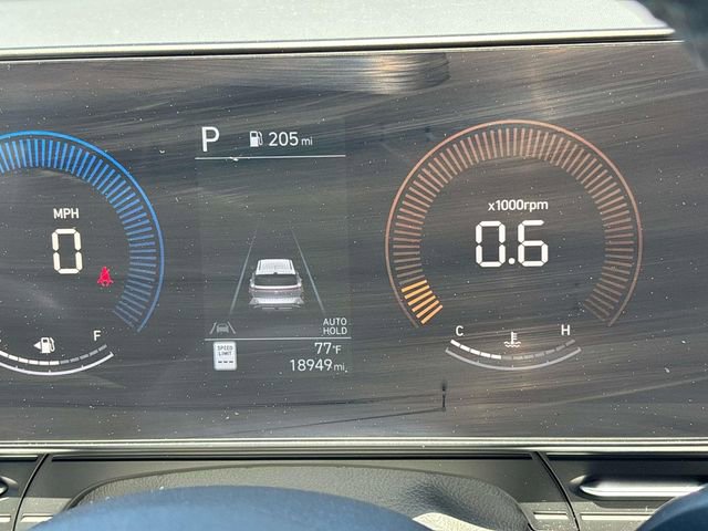 Certified 2025 Hyundai Kona SEL AWD/4WD image 19