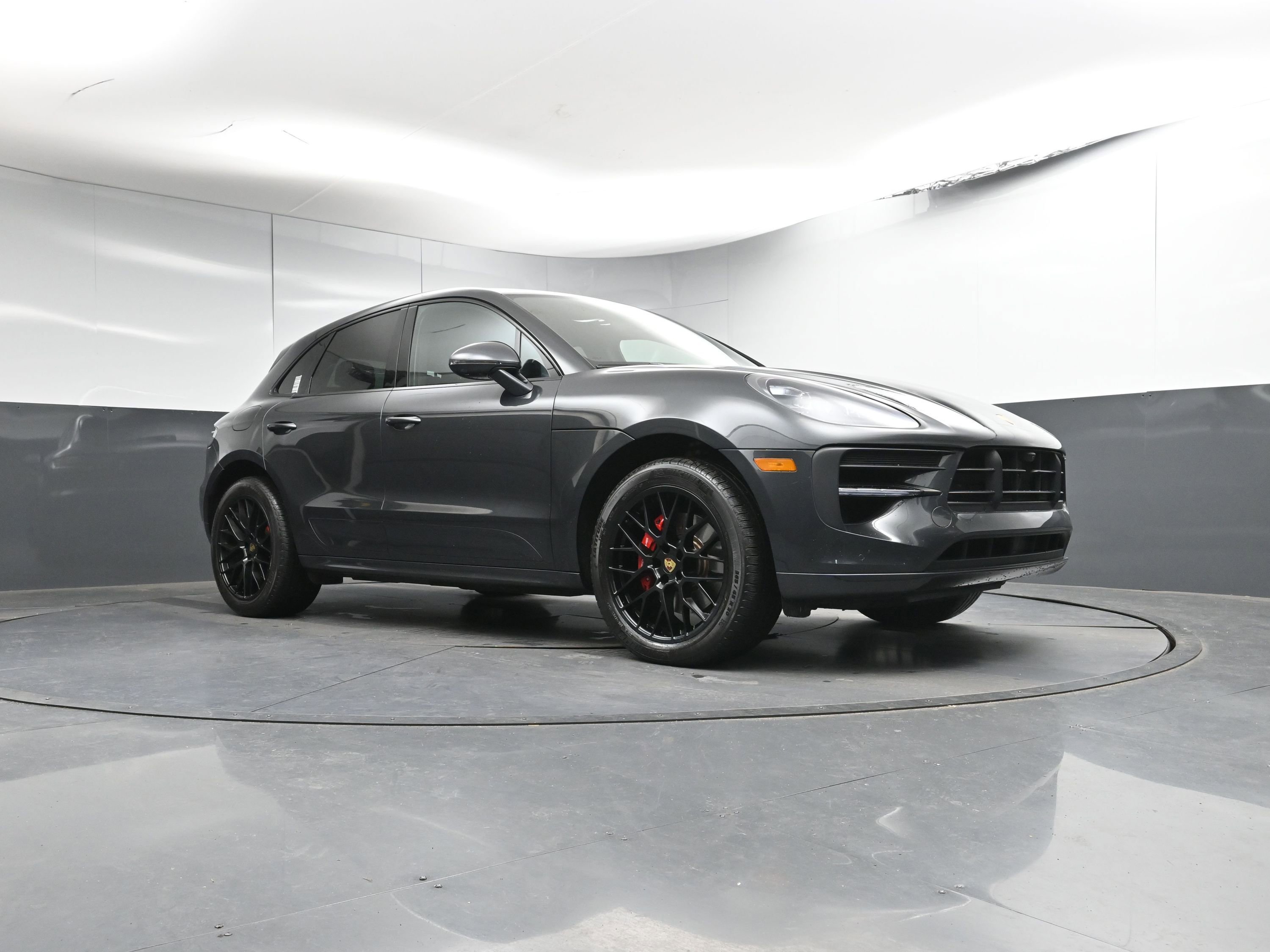 Certified 2021 Porsche Macan GTS image 29