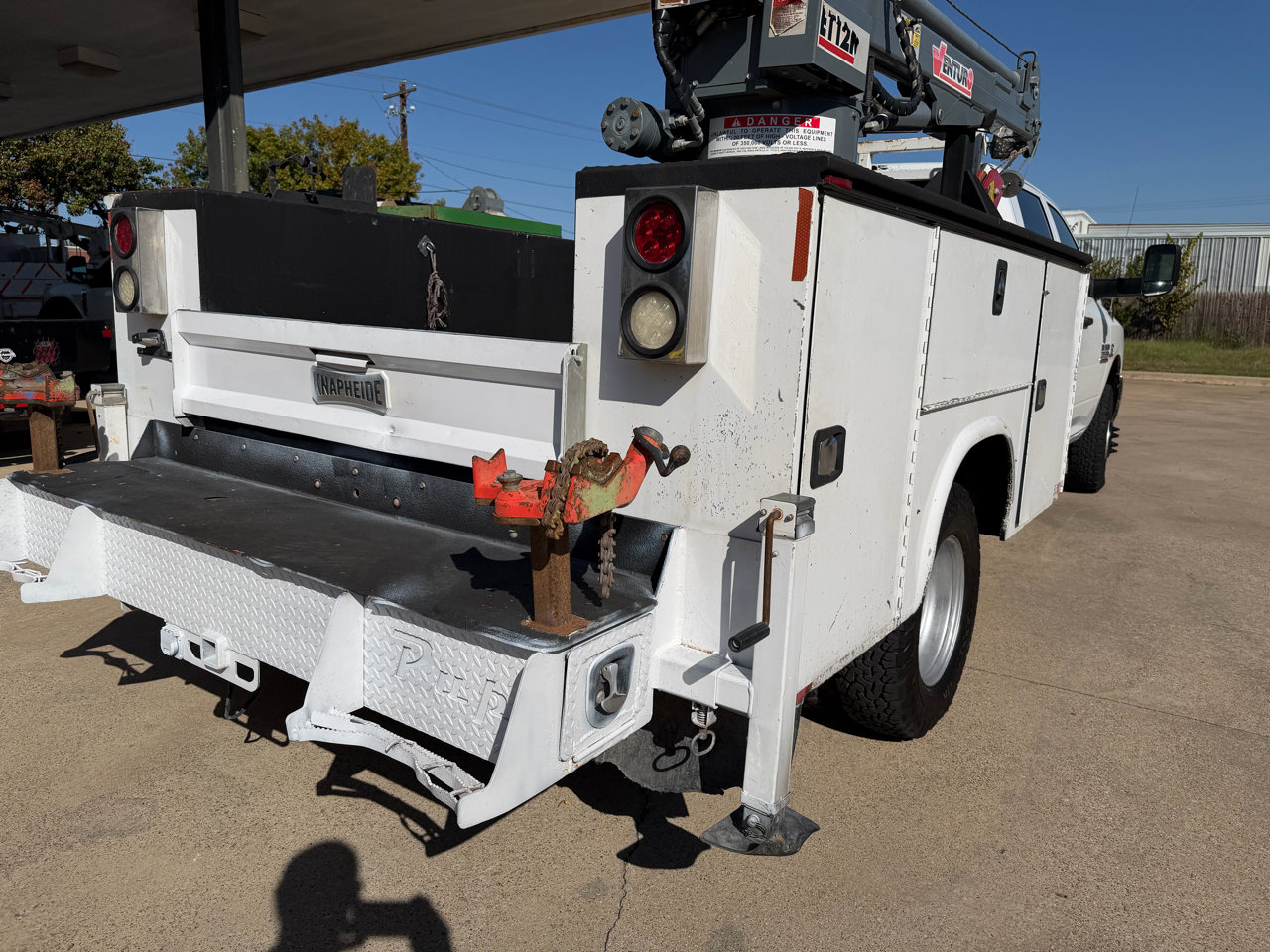 Used 2018 RAM 3500 Tradesman w/ Chrome Appearance Group image 15