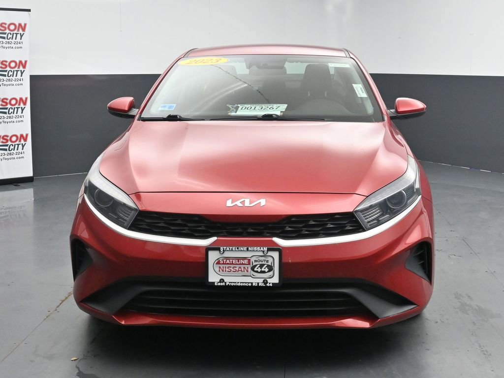 Used 2023 Kia Forte LXS FWD image 3