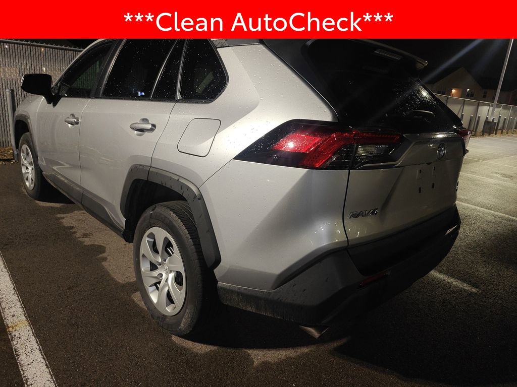 Used 2023 Toyota RAV4 LE image 4