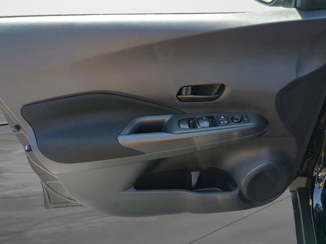 Certified 2025 Nissan Kicks Play S FWD image 9