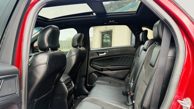 Used 2019 Ford Edge ST w/ Equipment Group 401A AWD/4WD image 9