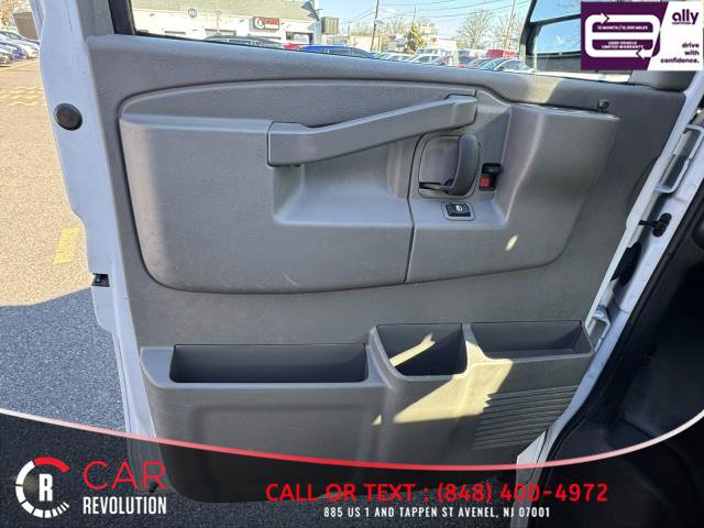 Used 2023 GMC Savana 2500 Extended w/ Driver Convenience Package RWD image 28