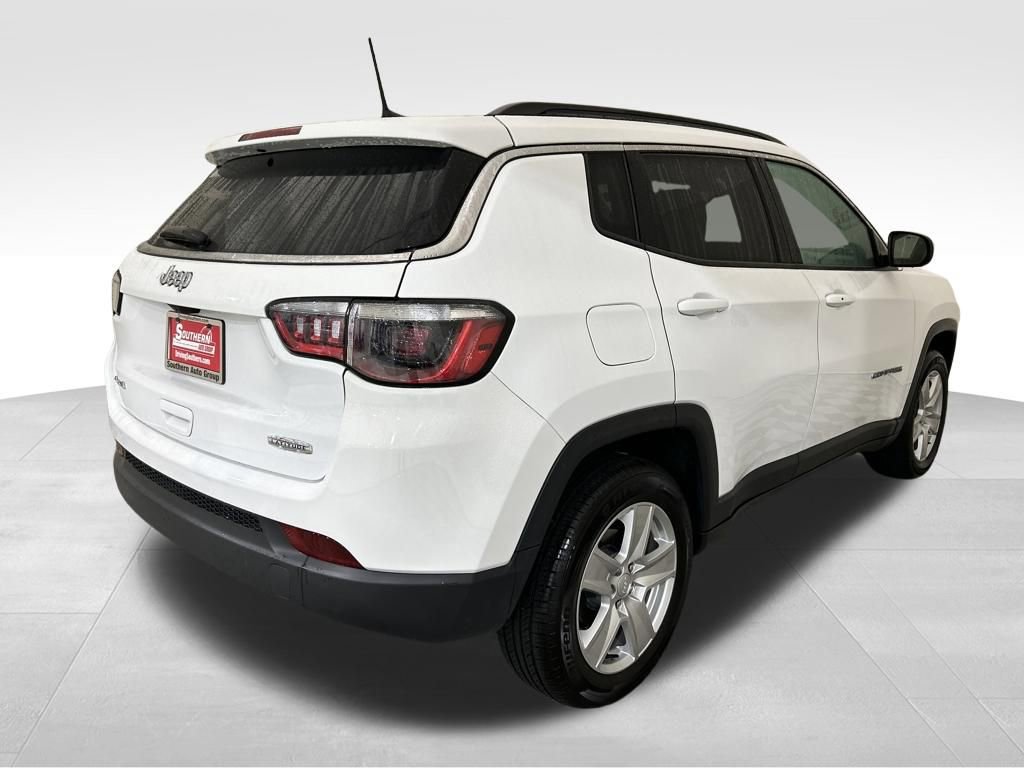Used 2022 Jeep Compass Latitude w/ Convenience Group image 5