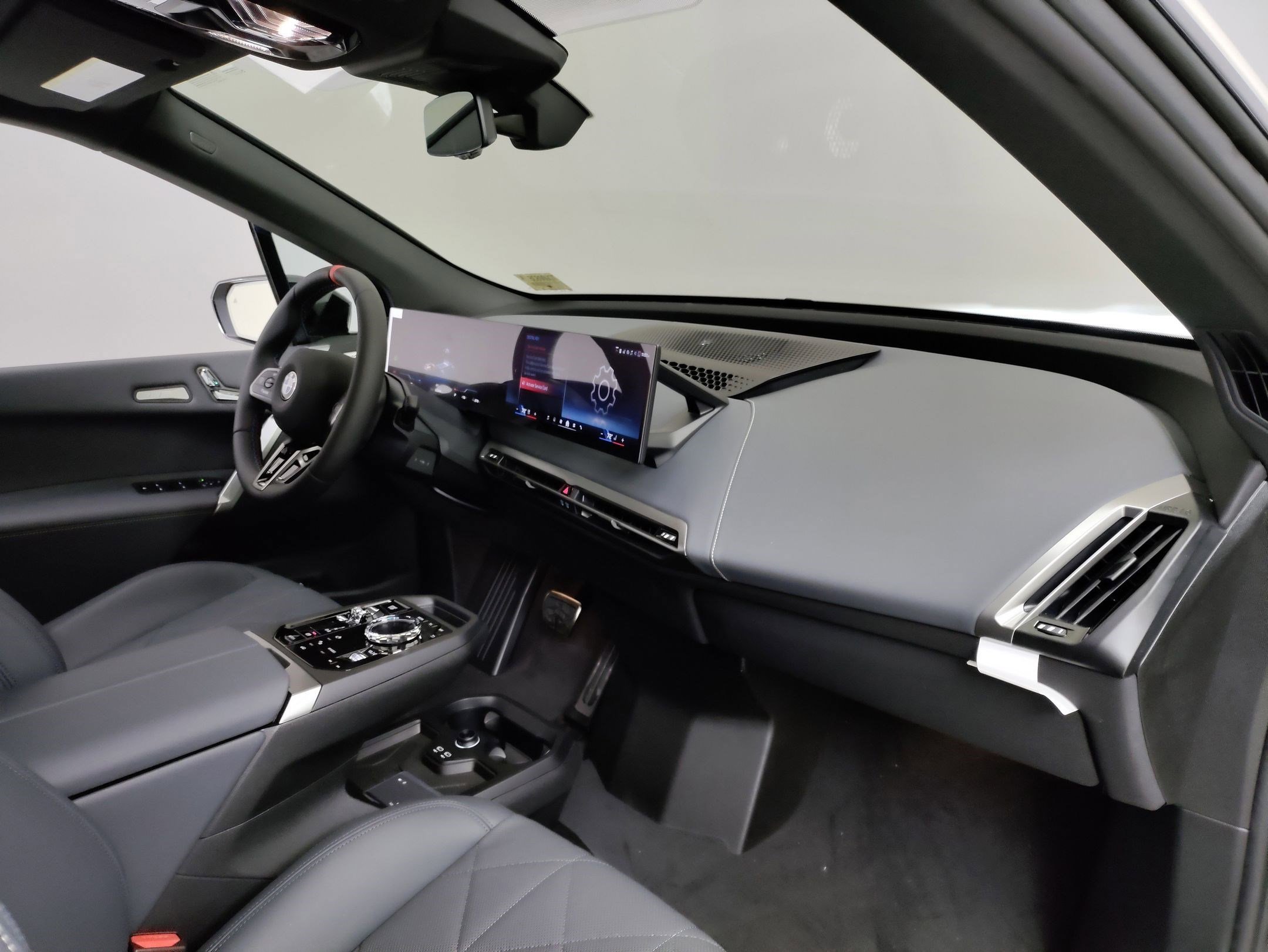 New 2026 BMW iX M70 image 26