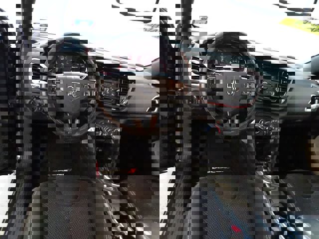 Used 2014 Dodge Dart SXT w/ Rallye Appearance Group FWD image 4