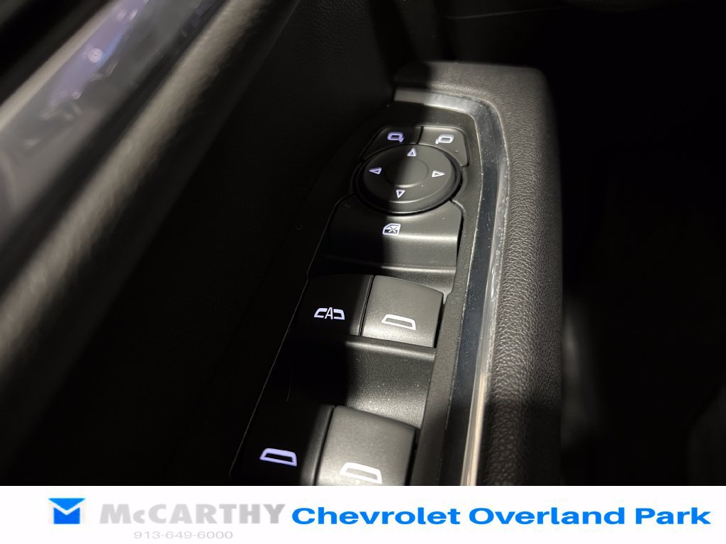 Used 2025 Chevrolet Silverado 2500 LT w/ Convenience Package AWD/4WD image 17