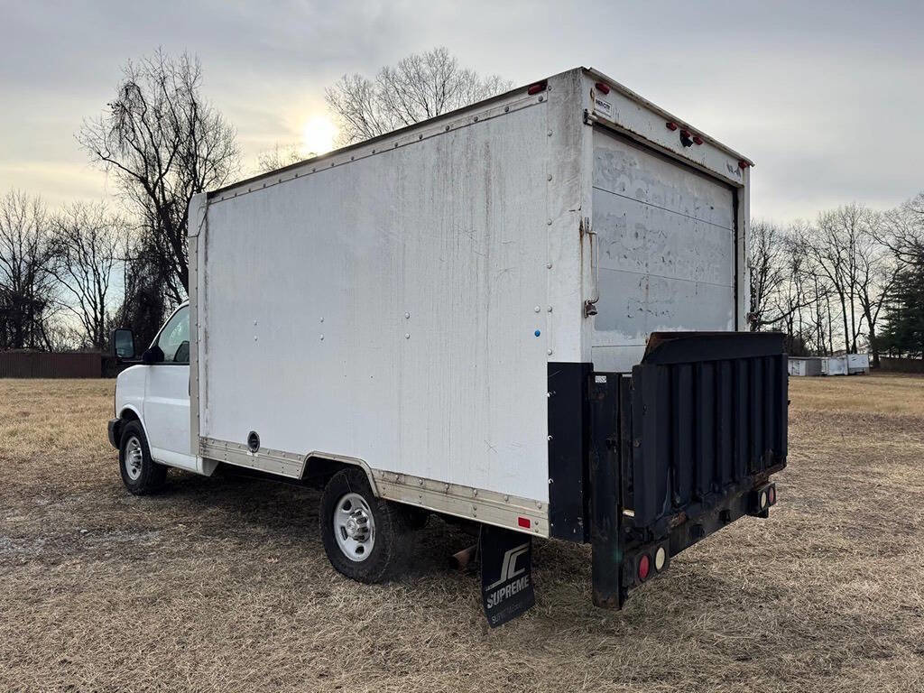 Used 2014 Chevrolet Express 3500 image 5