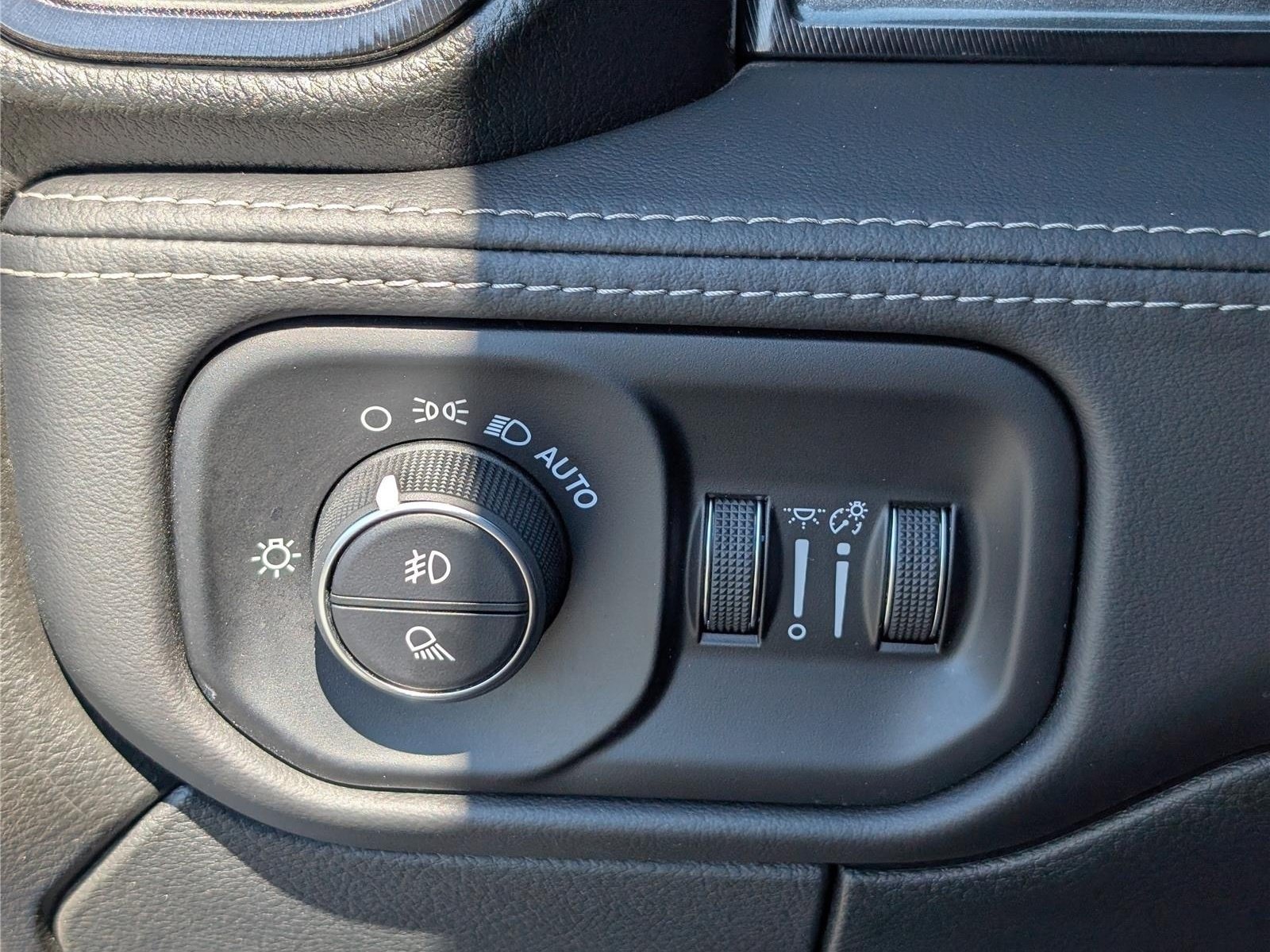 Used 2024 RAM 2500 Rebel w/ Level 2 Equipment Group AWD/4WD image 24