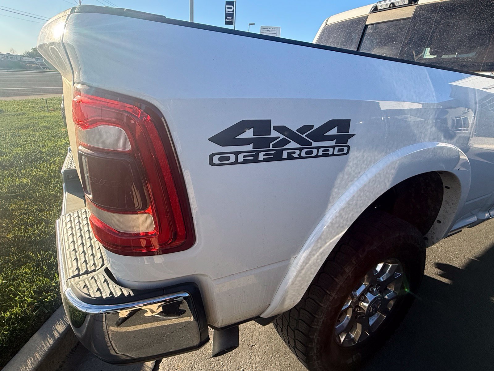 Used 2020 RAM 2500 Laramie AWD/4WD image 3