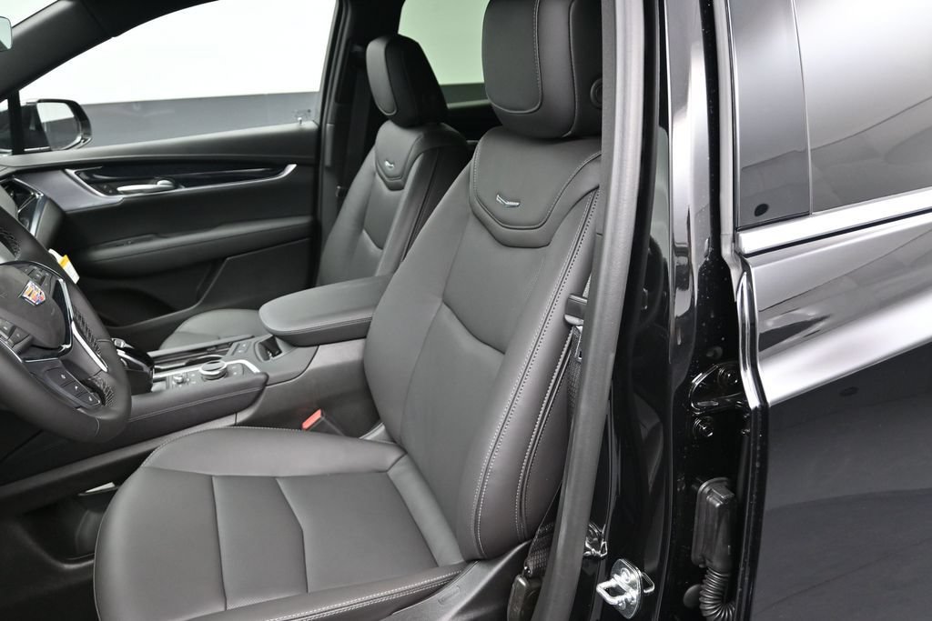 New 2026 Cadillac XT5 Premium Luxury AWD/4WD image 10