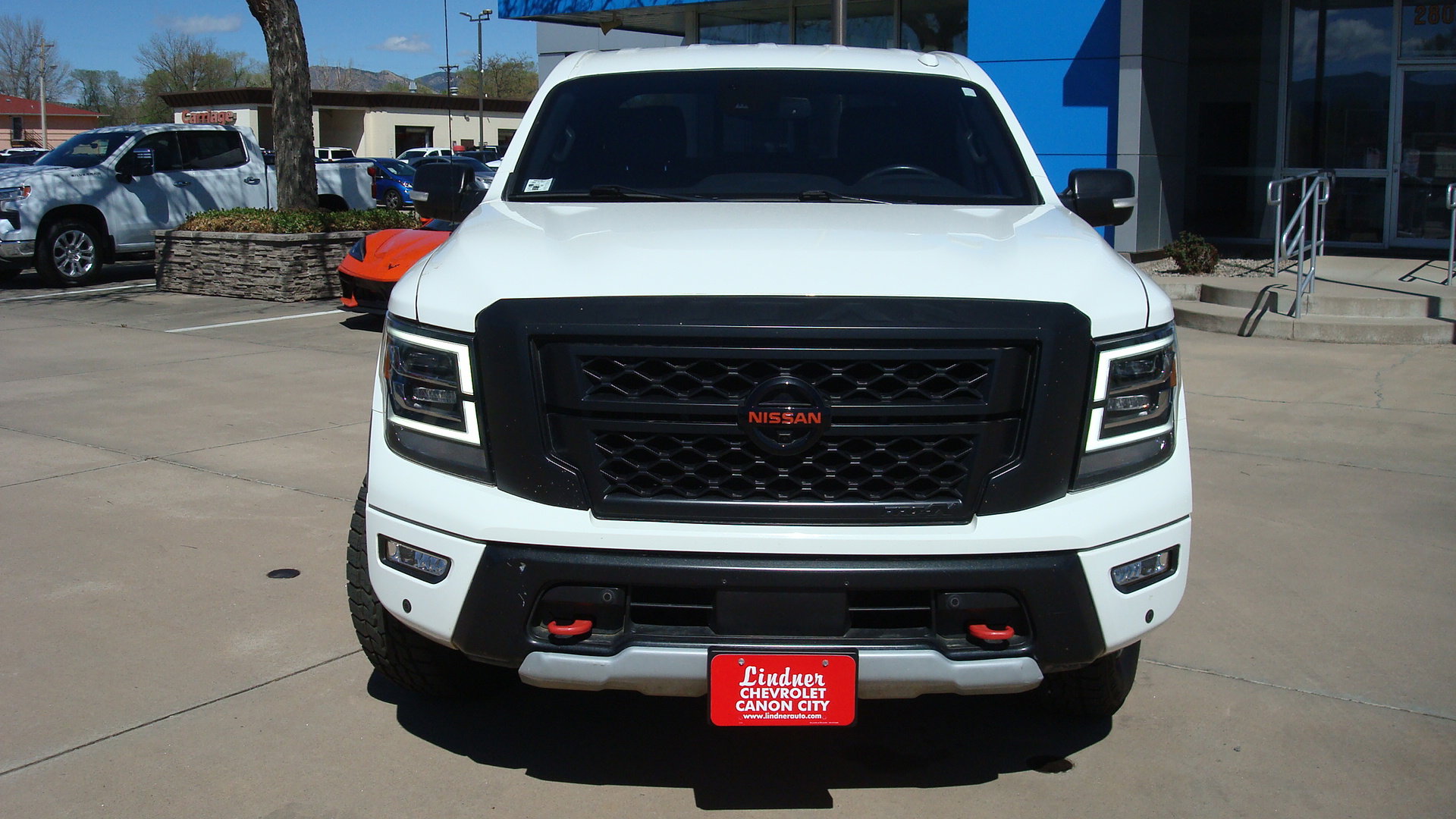 Used 2021 Nissan Titan PRO-4X w/ Pro-4x Convenience Package image 2