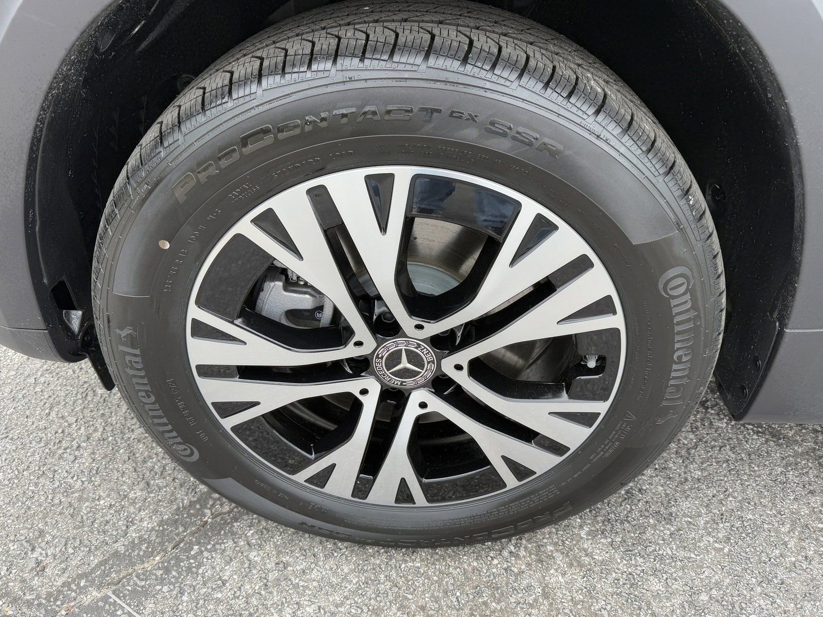 Certified 2025 Mercedes-Benz GLB 250 image 6