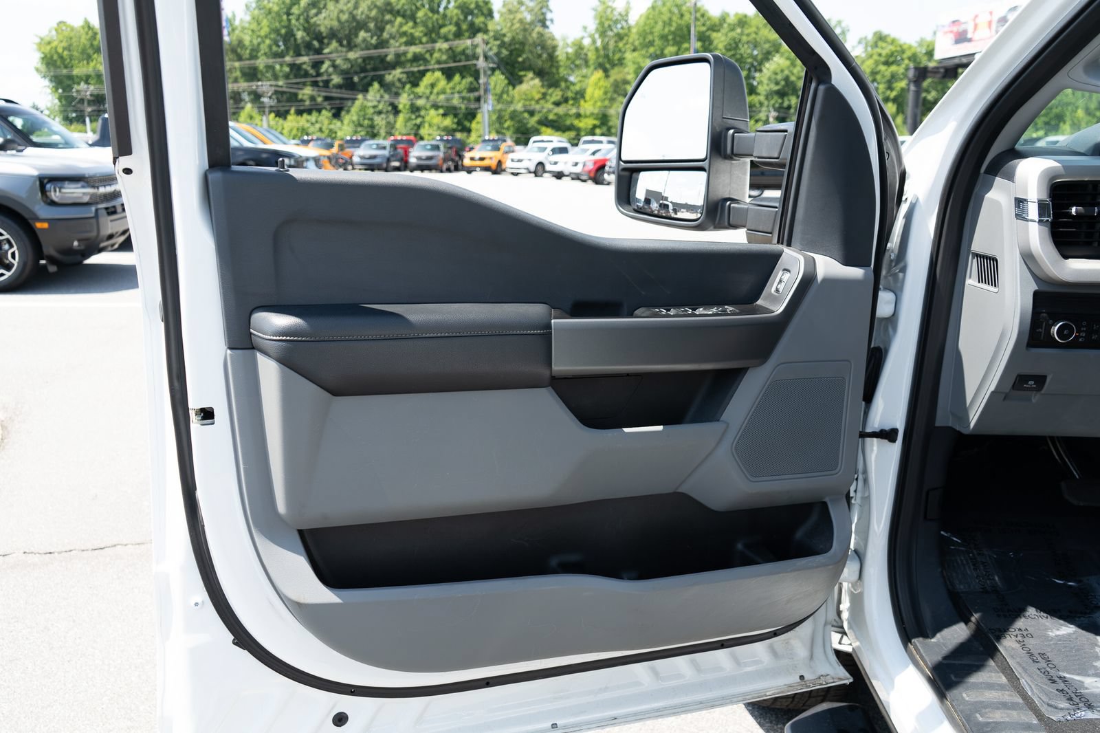 Used 2026 Ford F250 XLT AWD/4WD image 16