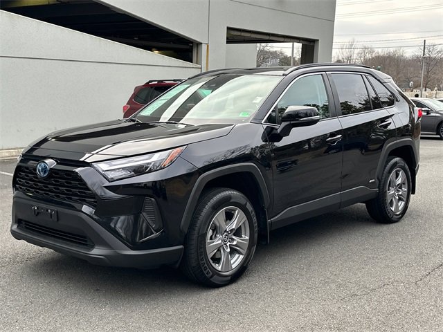 Certified 2022 Toyota RAV4 XLE w/ Convenience Package image 2