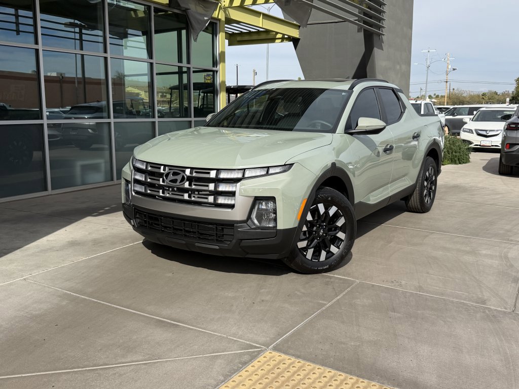 Used 2025 Hyundai Santa Cruz SEL image 2